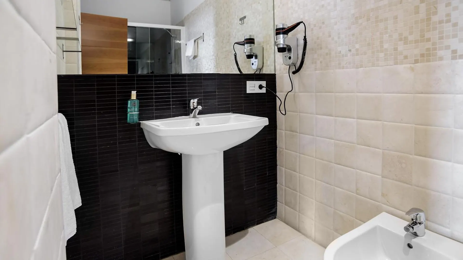 Appartamento Suites Campo Del Principe Granada Spagna