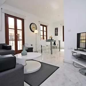 Del Parque Flats - Tribuna , Malaga Spain