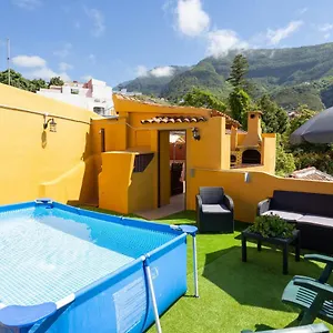 Canarian House With Views And Pool Hébergement de vacances Los Realejos