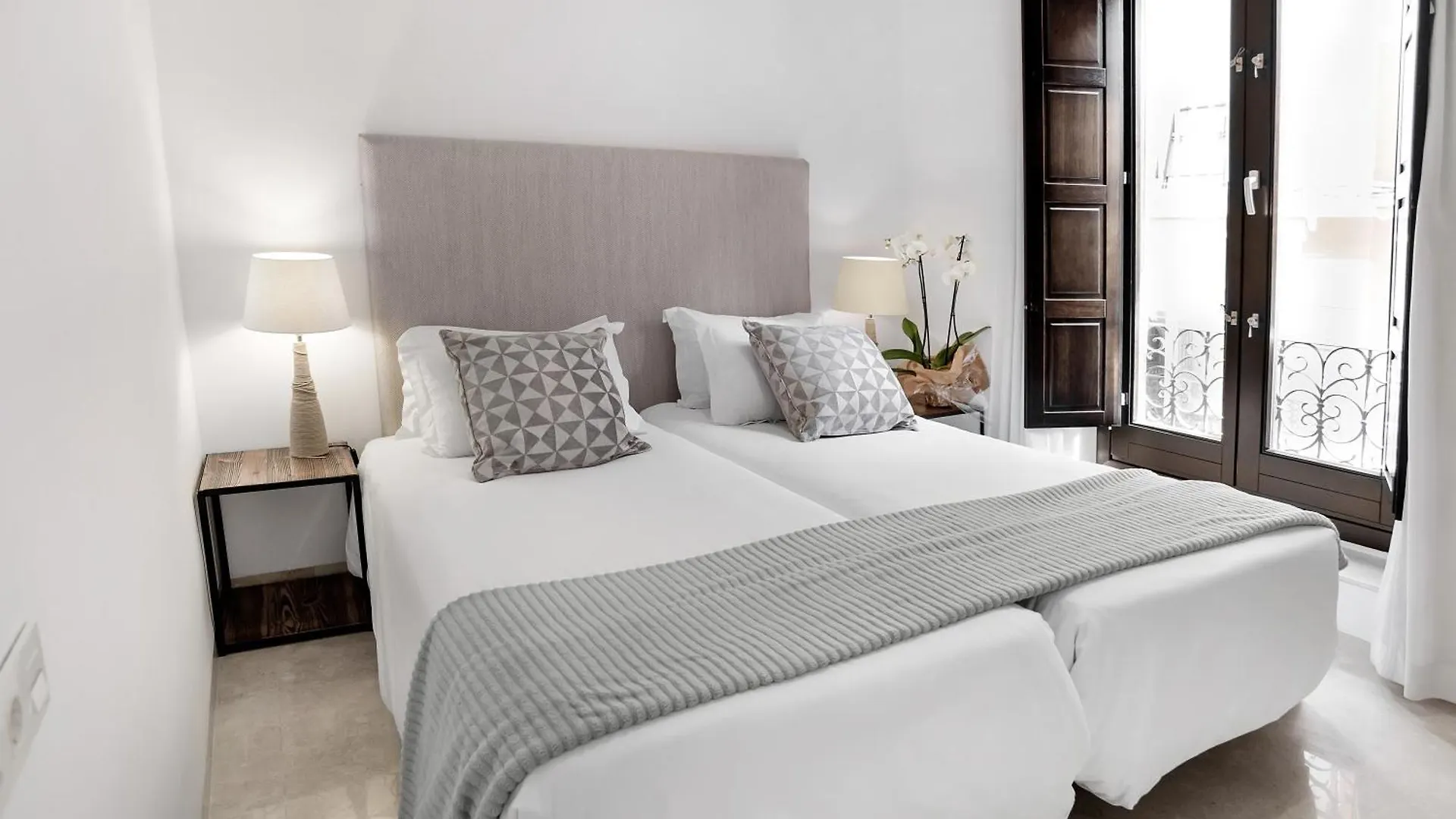 Suites Campo Del Principe Γρανάδα Διαμέρισμα